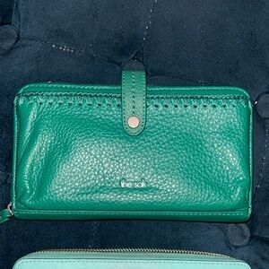 The Sak Green Leather Wallet